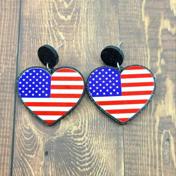 Patriotic Heart Dangle Earrings - Picture 4 of 4